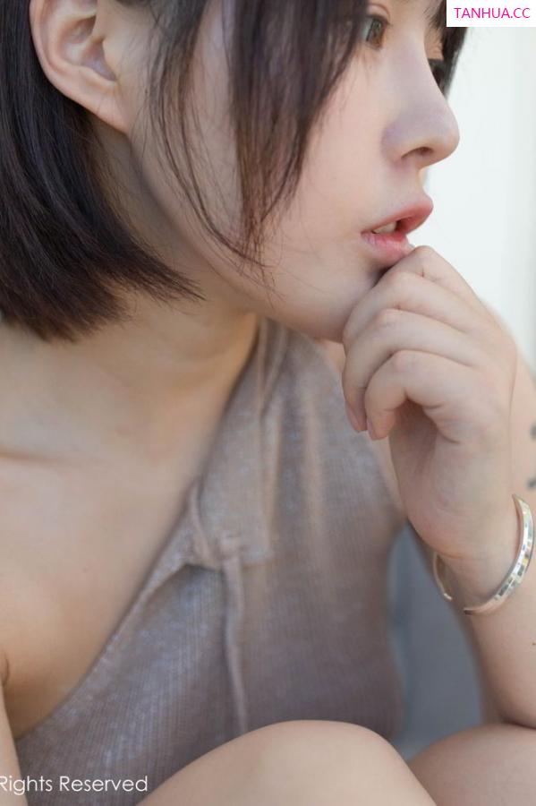 Evelyn艾莉  [XIUREN]高清写真图 2019.08.06 Evelyn艾莉第41张图片